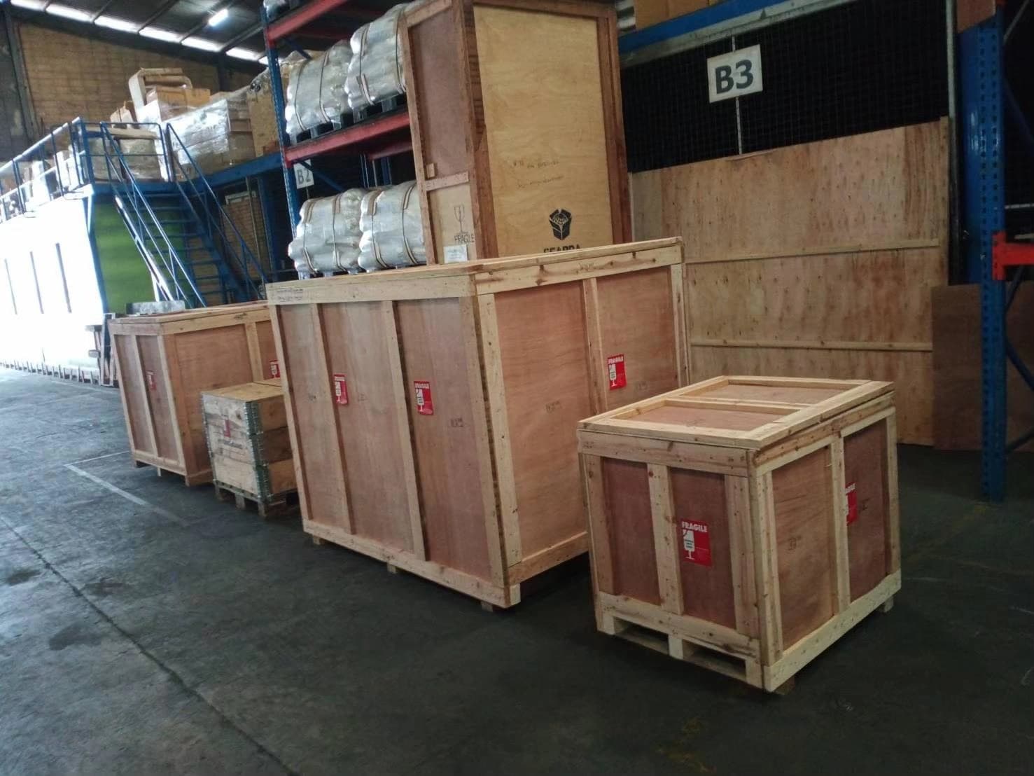 ภาพบริการทำลังไม้และบรรจุสินค้าส่งออก Seabra Movers 1