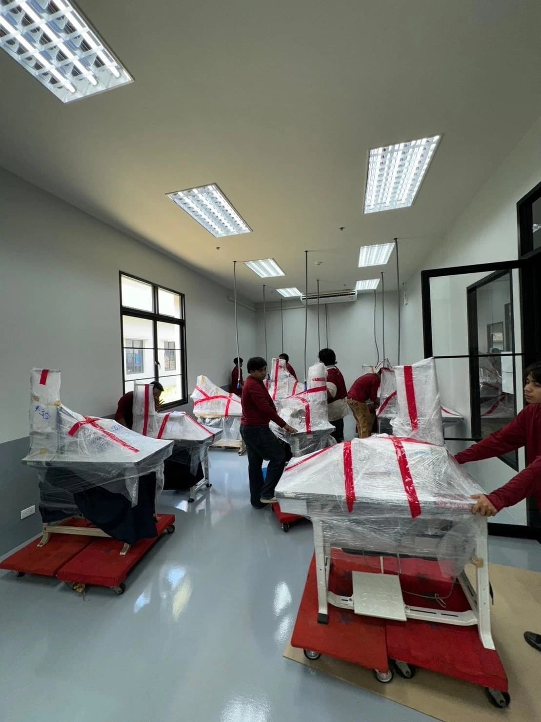 ภาพบริการขนย้ายสำนักงาน Seabra Movers 8